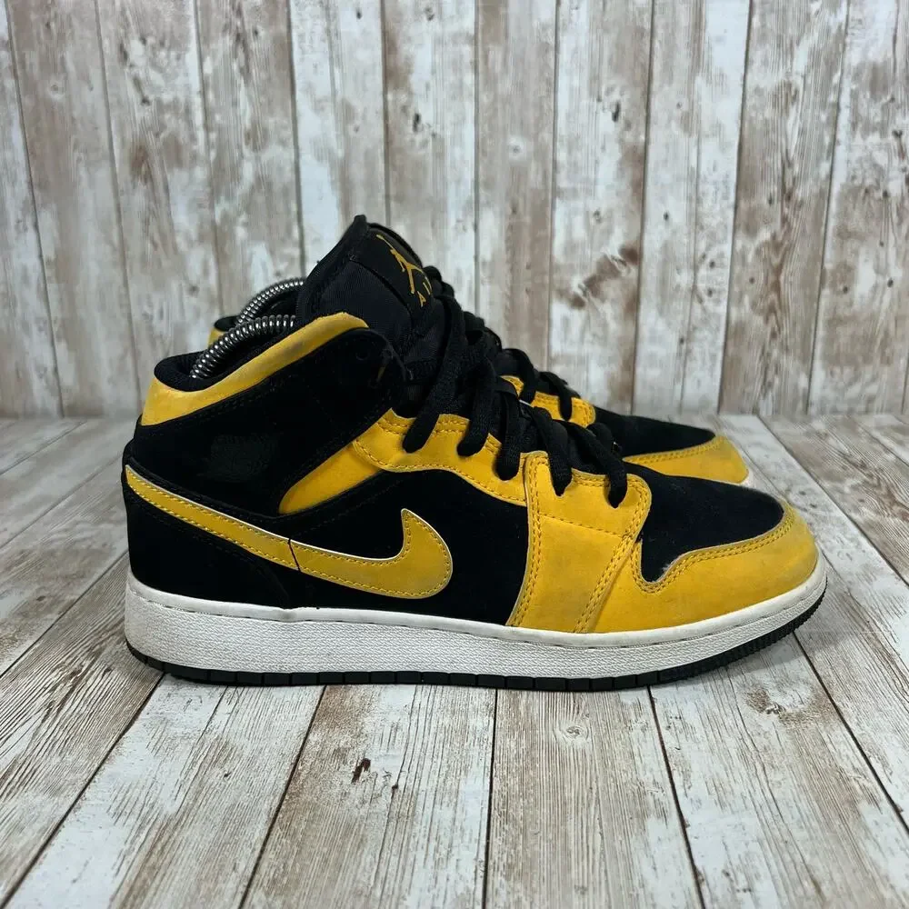 2018 NIKE‎ AIR JORDAN 1 MID GS REVERSE NEW LOVE SZ 6.5Y Womens 8 554725 071